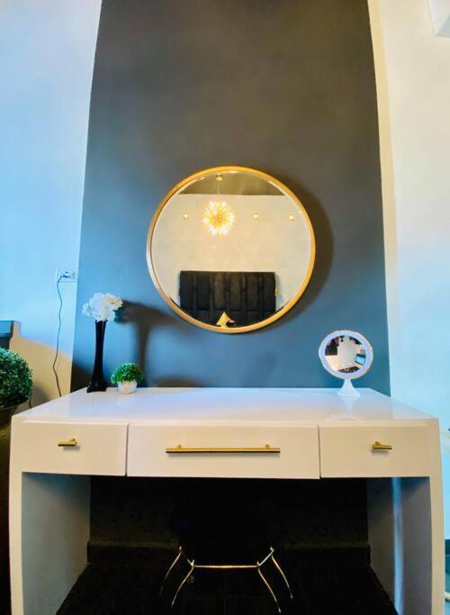 Pasavento - Modern Black Suite Camaceyes Extérieur photo